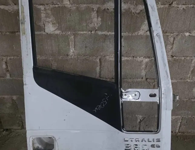 IVECO Stralis (2002-present) Przednie prawe drzwi STRALIS 34142586