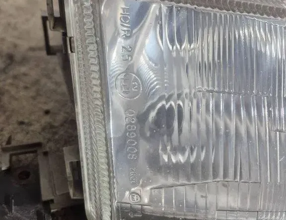 RENAULT Clio 1 generation (1990-1998) Front Right Headlight E20289008 31508454