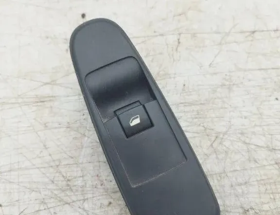 VOLKSWAGEN Sharan 1 generation (1995-2010) Rear Right Door Window Control Switch 031351136,96639377ZD 31902620