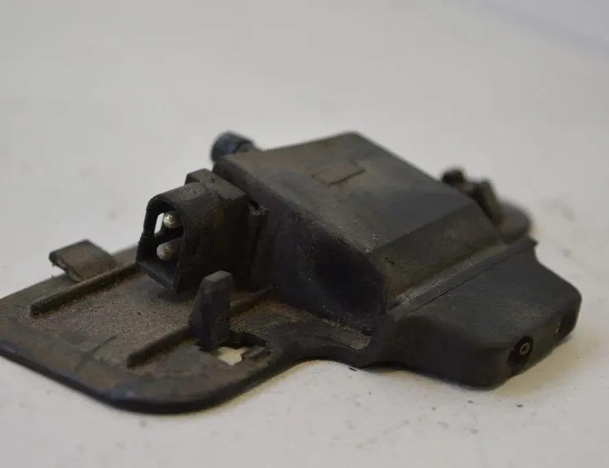 MERCEDES-BENZ E-Class W211/S211 (2002-2009) Dysza do szyby przedniej 2108602047 31903241