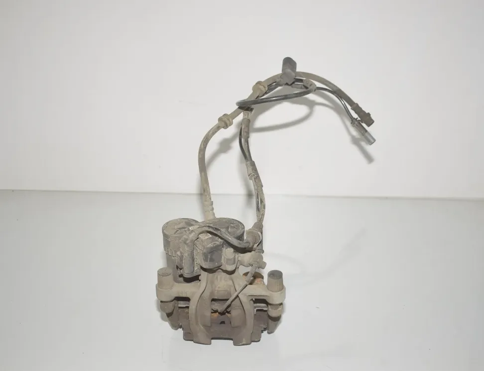 BMW 2 Series Grand Tourer F46 (2018-2023) Rear Right Brake Caliper 6883026,34206883026,6860006,34216860006,6798958 27329077