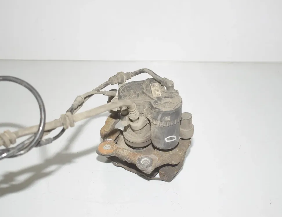 BMW 2 Series Grand Tourer F46 (2018-2023) Rear Right Brake Caliper 6883026,34206883026,6860006,34216860006,6798958 27329077