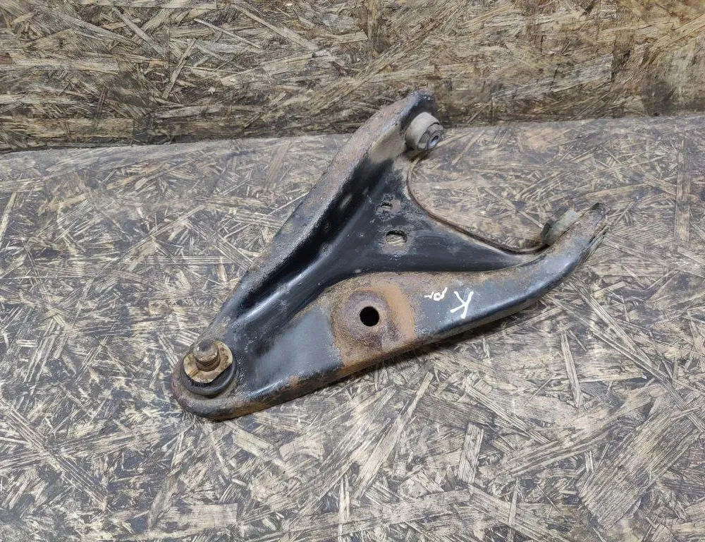 DACIA Logan 2 generation (2013-2020) Przednie wahacze 34632122