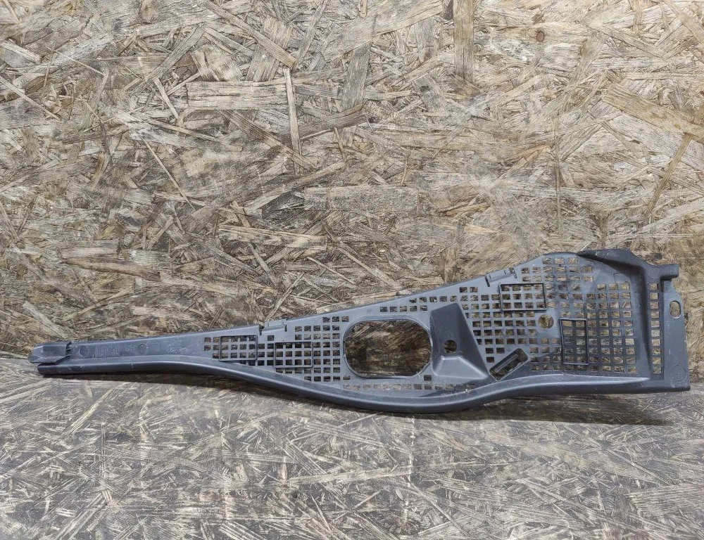 DACIA Logan 2 generation (2013-2020) Front Wiper Cowl Trim 8200294316 34630587