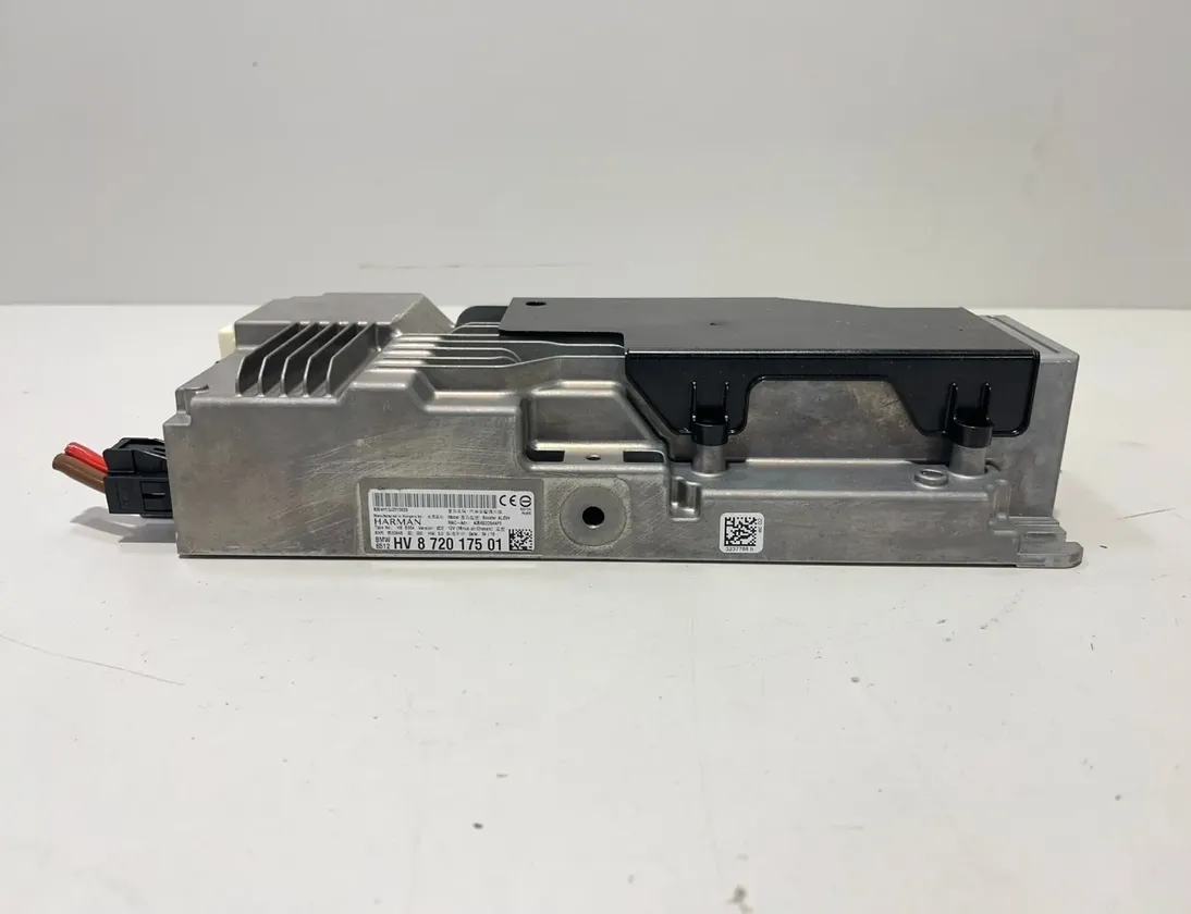 BMW 7 Series G11/G12 (2015-2023) Kompletny system audio 9279635,9279632,6801100,9353988,6801099,9353987,9350327,9388608,2622773,6833569,8719000,5A52E25,5A3F6D4,9824561,8779565,8720175,8707905,6820761,6820762 35053424