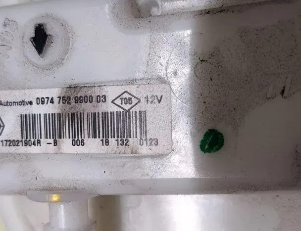 DACIA Sandero 2 generation (2013-2020) W Zbiornikowej Pompie Paliwa 172021904R 34672613