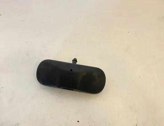 VOLKSWAGEN Passat B7 (2010-2015) Dysza do szyby przedniej 5M0955986C 34879452