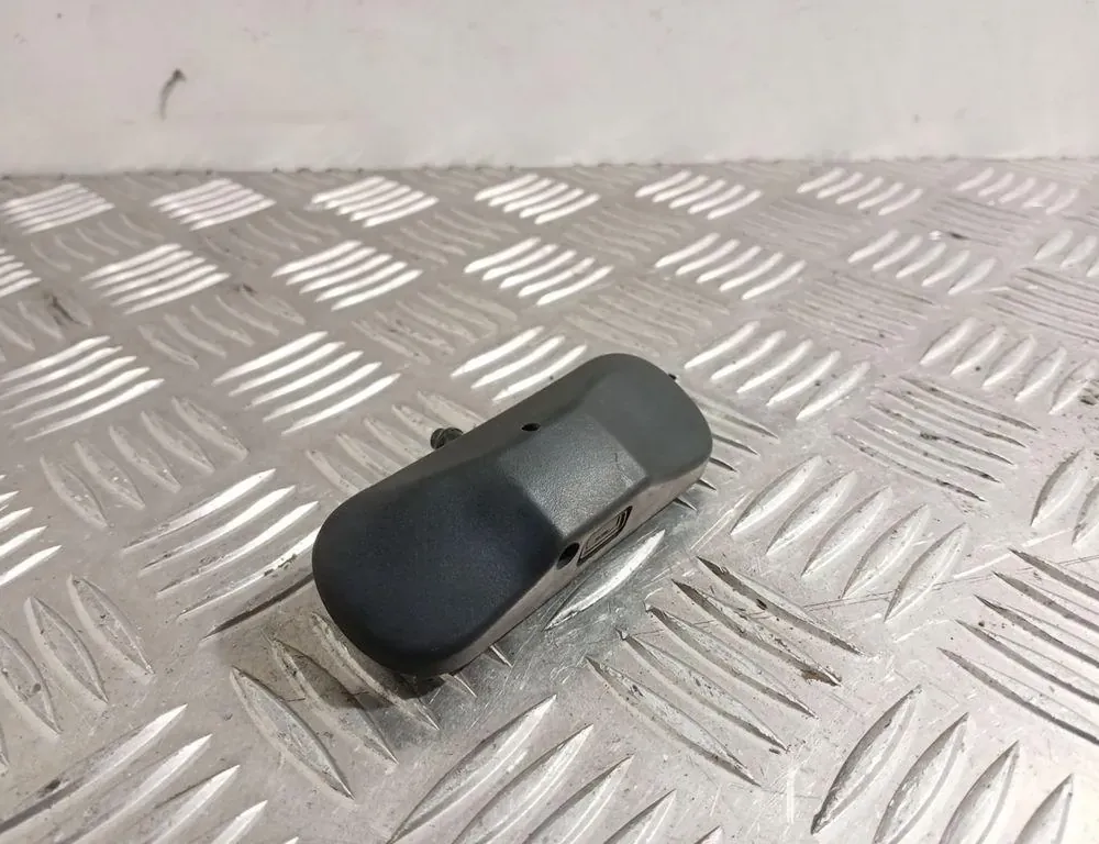 VOLKSWAGEN Touran 1 generation (2003-2015) Dysza do szyby przedniej 5M0955986C 34884994