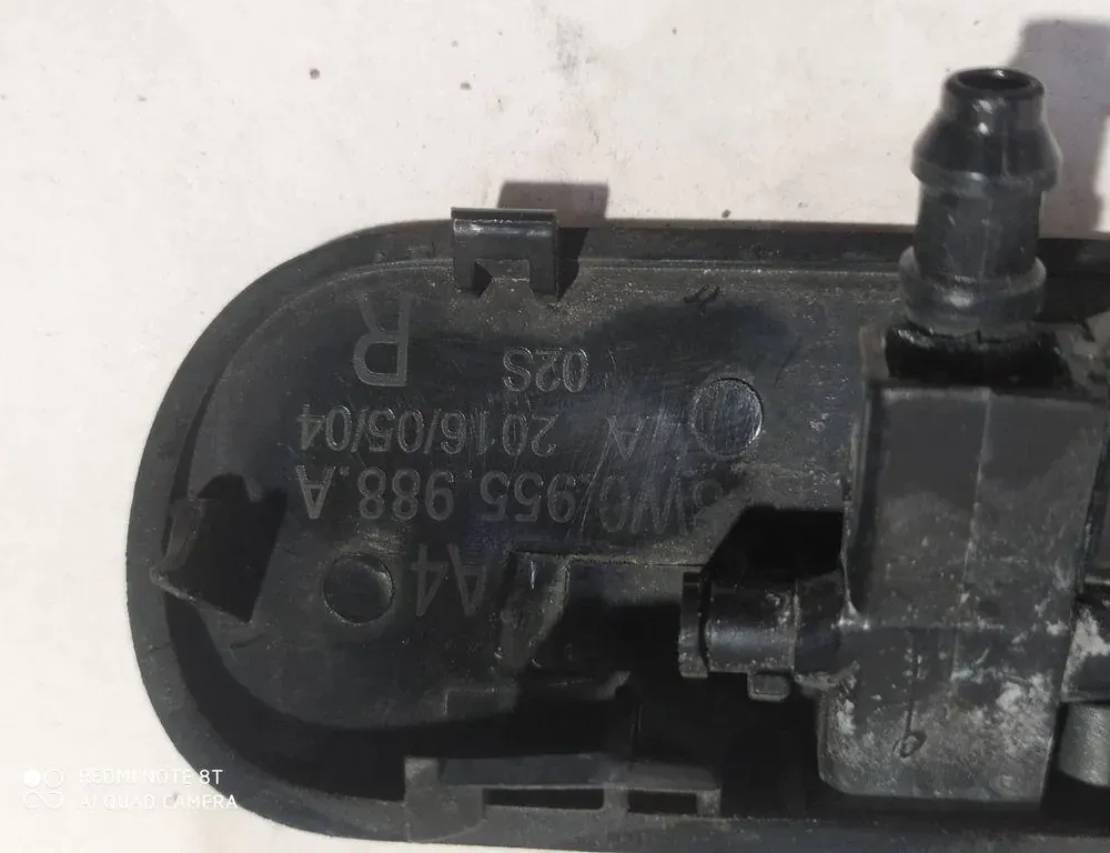 AUDI A4 B9/8W (2015-2024) Dysza do szyby przedniej 8W0955988A 34884211