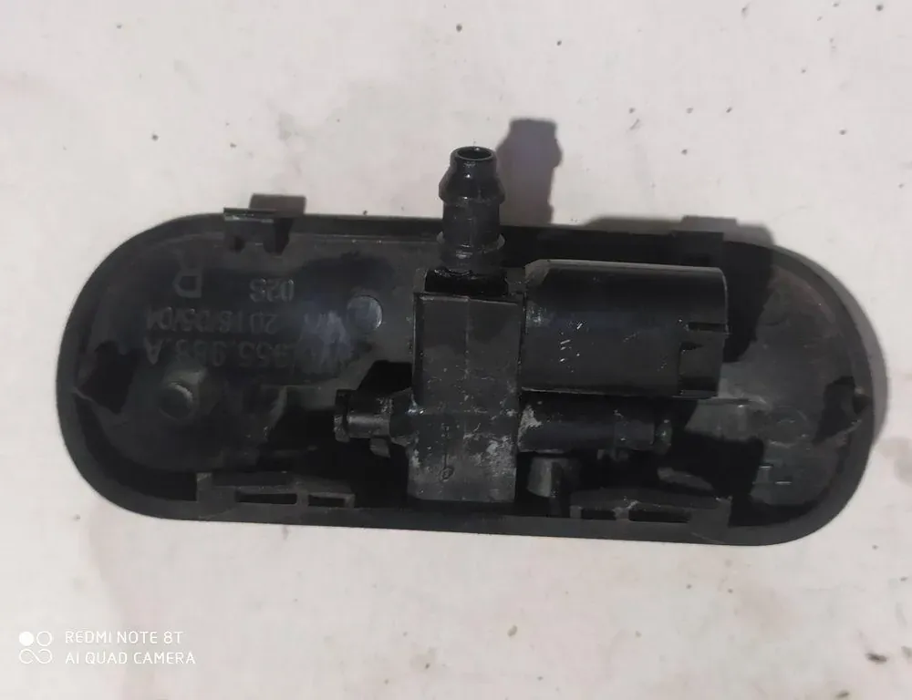 AUDI A4 B9/8W (2015-2024) Dysza do szyby przedniej 8W0955988A 34884211