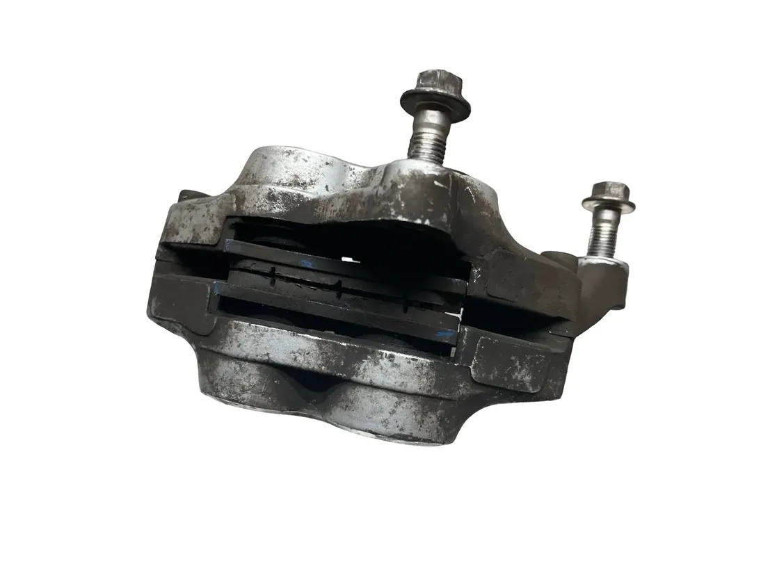 YAMAHA TDM Zacisk hamulca przedniego prawego, prawy 34937458