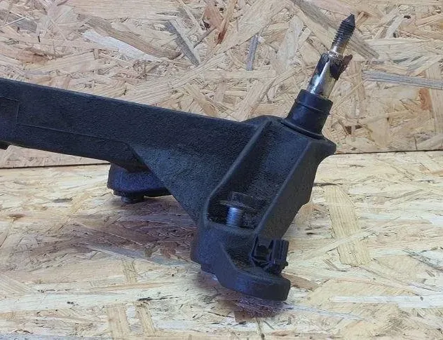 NISSAN Almera N16 (2000-2006) Wspornik silnika, prawa strona 8200043084 31107589