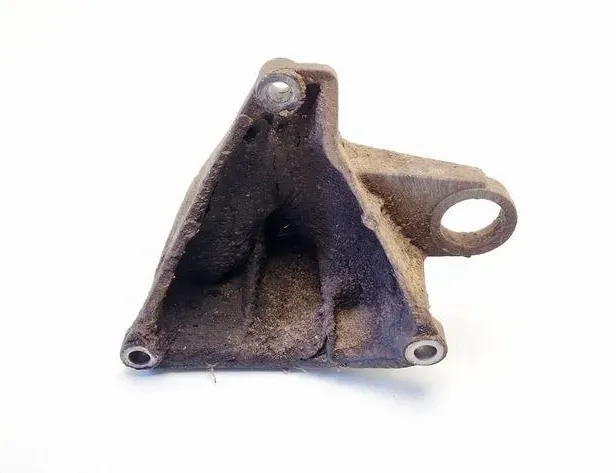 AUDI A4 B5/8D (1994-2001) Gearbox Mount Bracket 8D0399114S 34590839