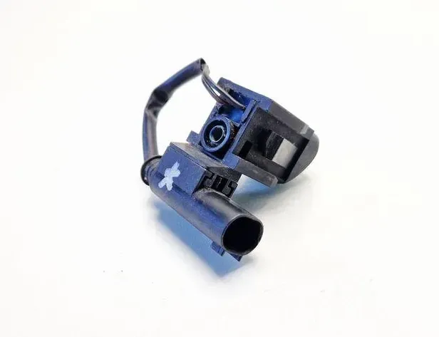 MERCEDES-BENZ E-Class W211/S211 (2002-2009) Dysza do szyby przedniej 34589895