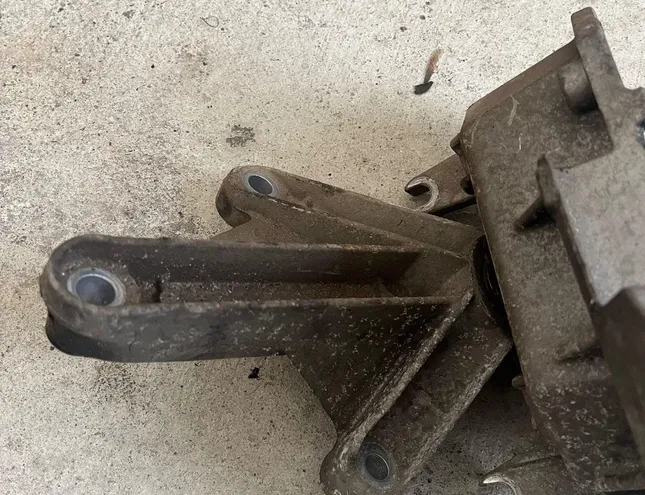 NISSAN Note 1 generation (2005-2014) Front engine mount 11254AX600 28577500