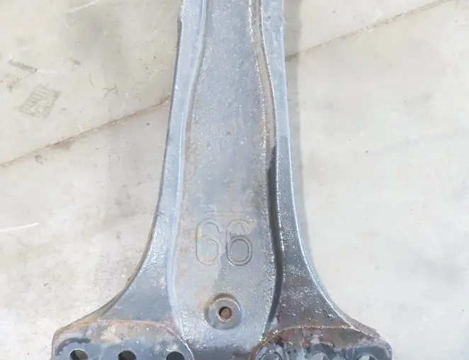 SCANIA P,G,R,T - series (2003-present) Wspornik mocowania tylnej osi 1537311 29439286