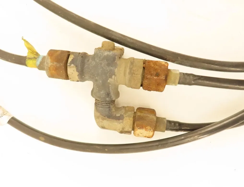 VOLVO FH II (2012-present) Rura paliwowa 30739998