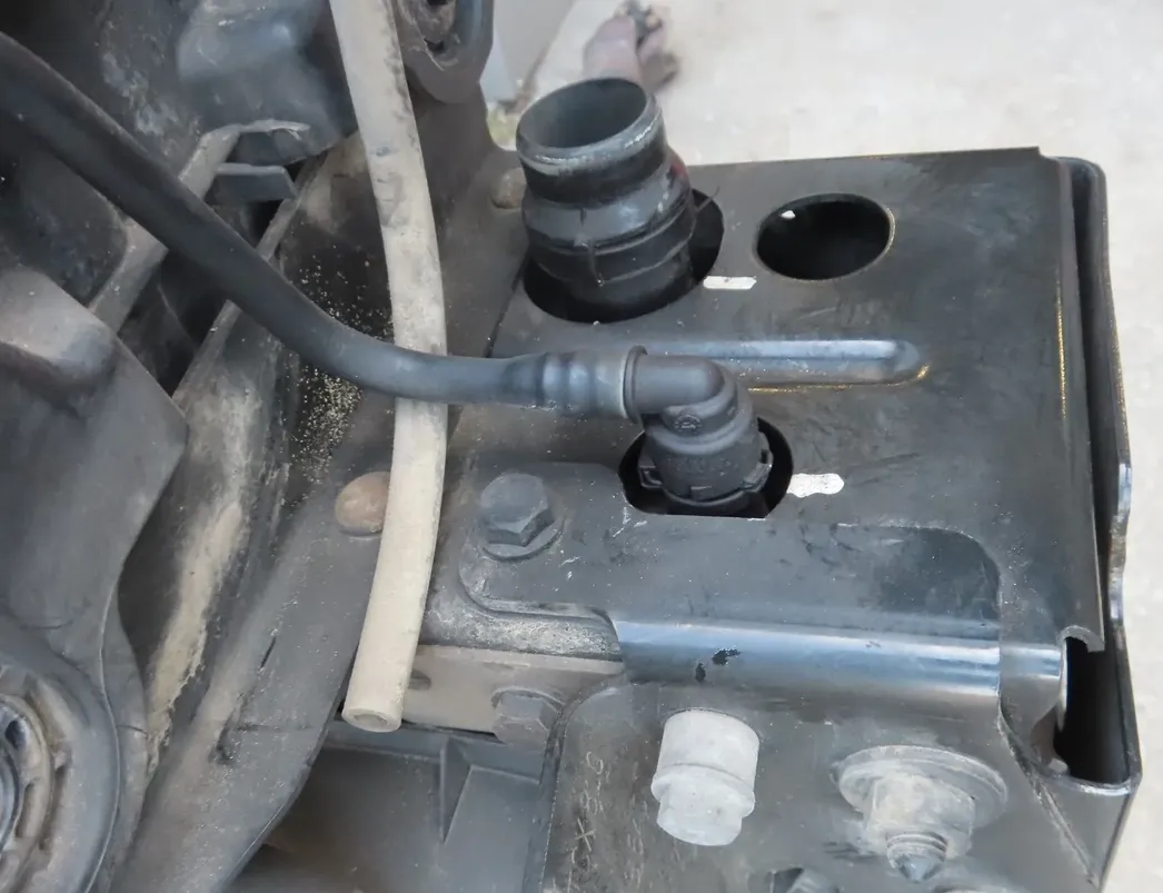 MAN TGX (2007-present) Chłodnica klimatyzacji 81.06100-6875 33505807