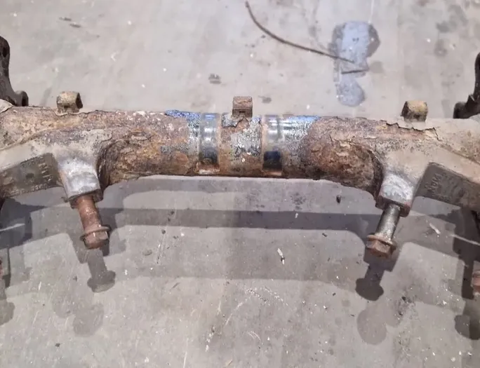 MAN TGS (2007-present) Tylna rama pomocnicza 81412303369 33535674