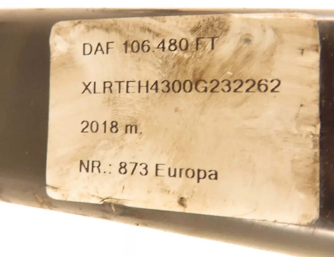 DAF XF (2012-present) Uchwyt przedniego lewego błotnika 34918827