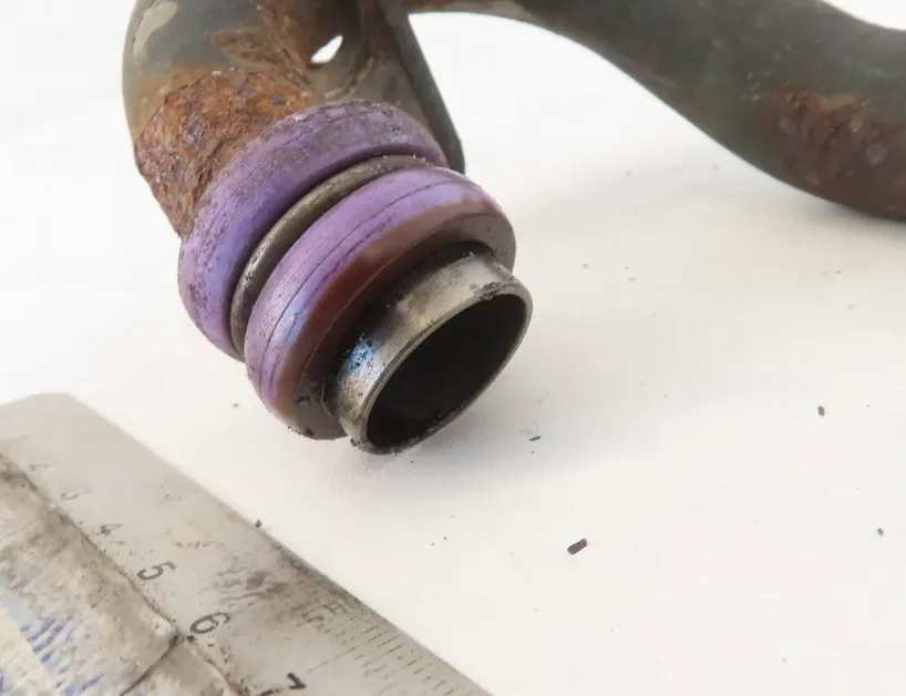 VOLVO FH II (2012-present) Rura olejowa 33930315