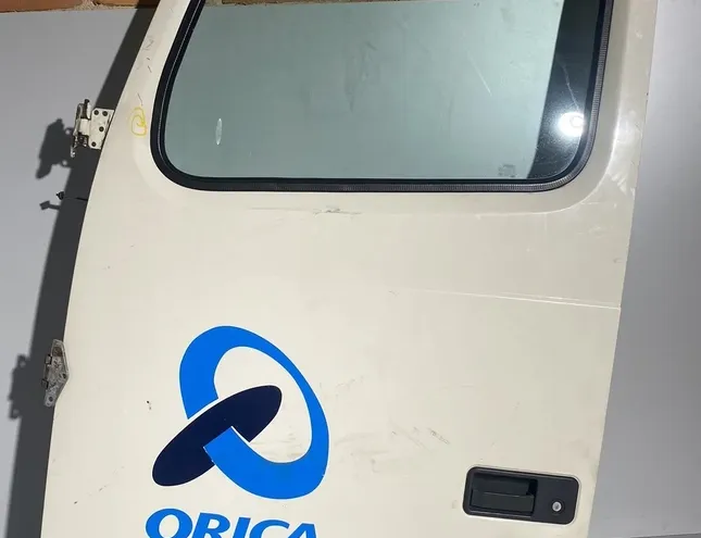 VOLVO FH 12 (1993-present) Przednie lewe drzwi 25943807