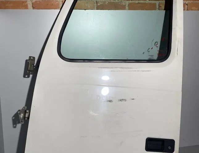 VOLVO FH 12 (1993-present) Przednie lewe drzwi 25943807