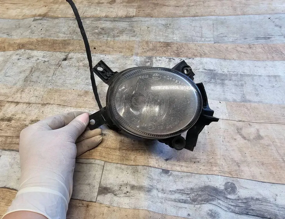 AUDI A4 B7/8E (2004-2008) Front Right Fog Light 8E0941700E,8E0941700C,89203961,36147276,8T0941700 33983986
