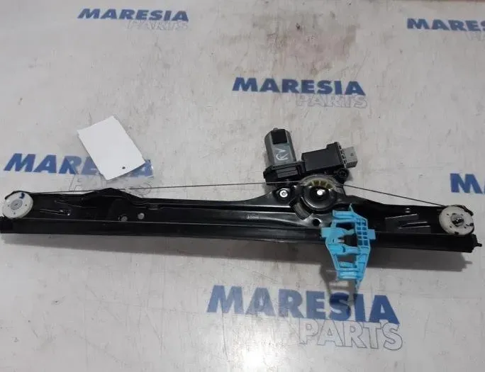 OPEL Combo D (2011-2020) Front Right Door Window Regulator 40080521,51810879,37187000,95509364,95526592,7060766,72027003 27389995