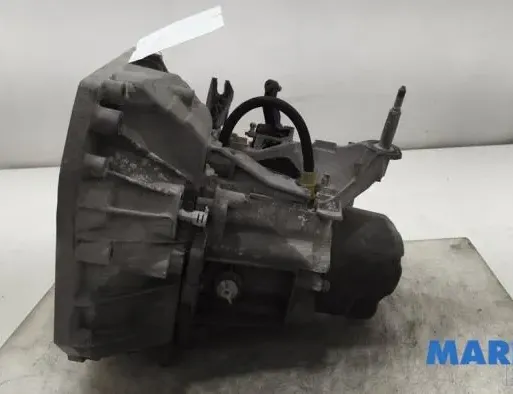 RENAULT Clio 4 generation (2012-2020) Gearbox 320100969R,320106364R,320106692R 35107775