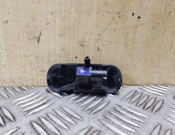 AUDI TT 8J (2006-2014) Dysza do szyby przedniej 8J0955987G 26149686