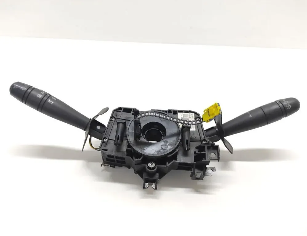 DACIA Logan 1 generation (2004-2012) Przełącznik dźwigni wycieraczek kierunkowskazów 8200792584P 33031273