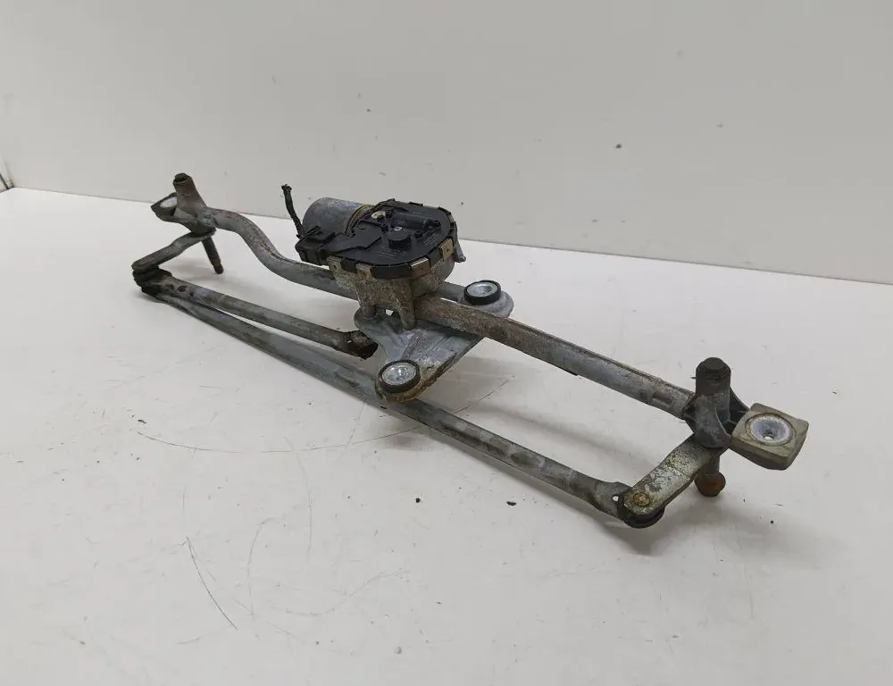 VOLVO V70 3 generation (2007-2020) Front Windshield Wiper Mechanism 0390241624 34529781