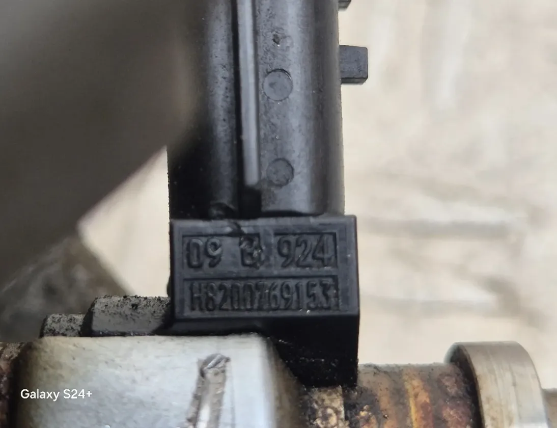 RENAULT Megane 3 generation (2008-2020) AdBlue Injectors H8200769153,8200771226 26857721