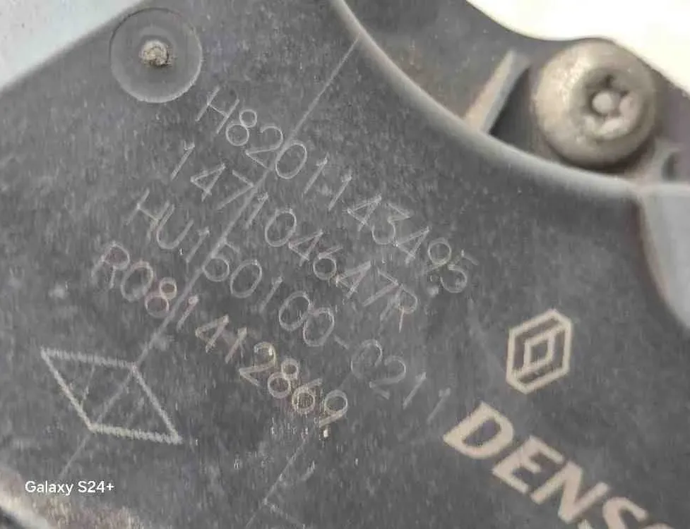 RENAULT Captur 1 generation (2013-2019) Zawór EGR 147104647R,H8201143495 32543272