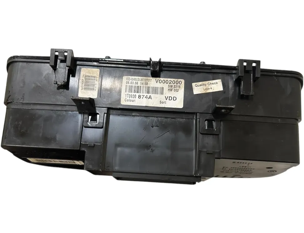 VOLKSWAGEN Touran 1 generation (2003-2015) Speedometer 1T0920874A 29947722