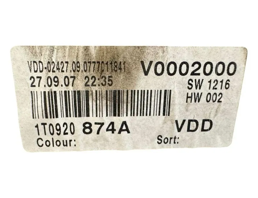 VOLKSWAGEN Touran 1 generation (2003-2015) Speedometer 1T0920874A 33776172