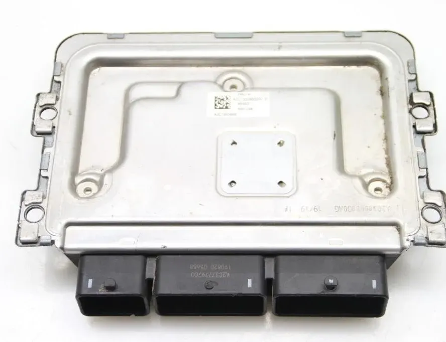 DACIA Sandero 2 generation (2013-2020) Engine Control Unit ECU 237109776R 24946546