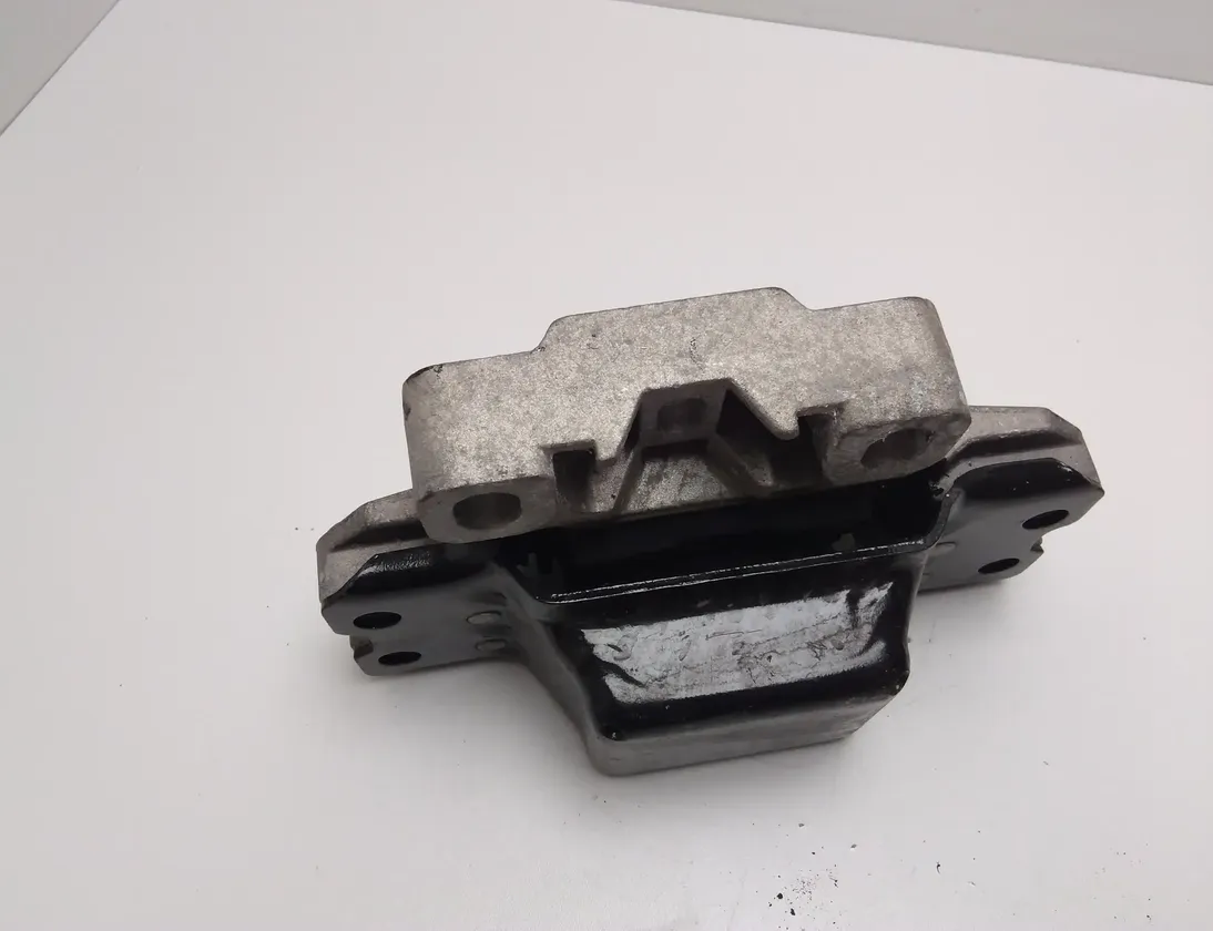 SKODA Octavia 2 generation (2004-2013) Gearbox Mount 1K0199555 10046050
