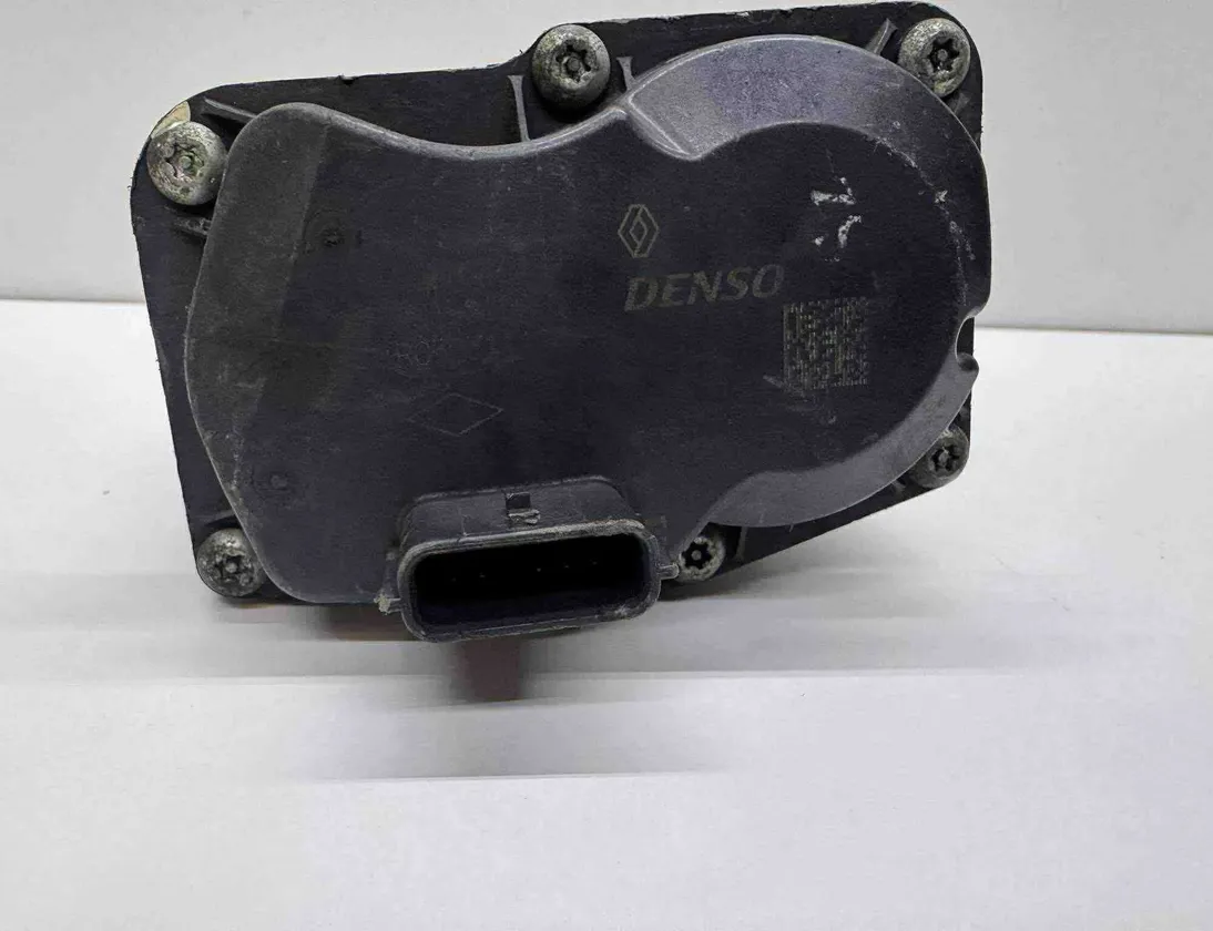 RENAULT Megane 3 generation (2008-2020) Korpus przepustnicy 147104647R,03R101727,H8201143495 32702313