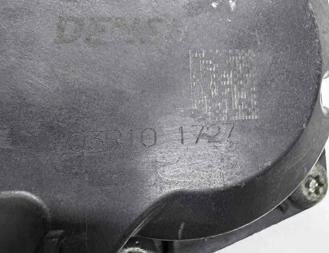 RENAULT Megane 3 generation (2008-2020) Korpus przepustnicy 147104647R,03R101727,H8201143495 32702313