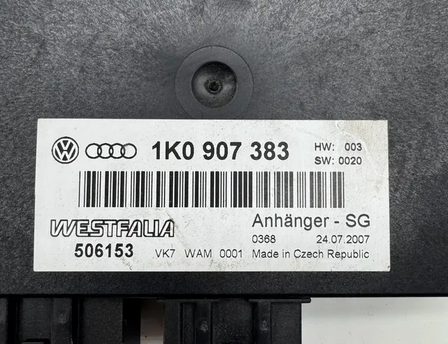 VOLKSWAGEN Passat B6 (2005-2010) Jednostka sterująca haka holowniczego 1K0907383 35108740
