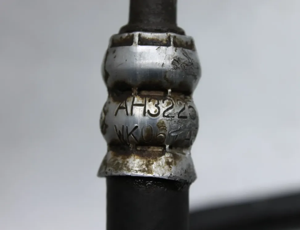 LAND ROVER Range Rover Sport 1 generation (2005-2013) Power Steering Hose Pipe AH322571AB 34963432