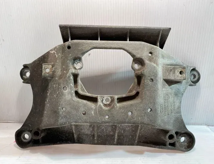 AUDI A4 B8/8K (2011-2016) Gearbox Mount Bracket 8K0399263T 18124057