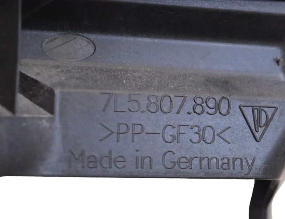 PORSCHE Cayenne 955 (2002-2010) Front Right Bumper Bracket 7L5807890 26060042