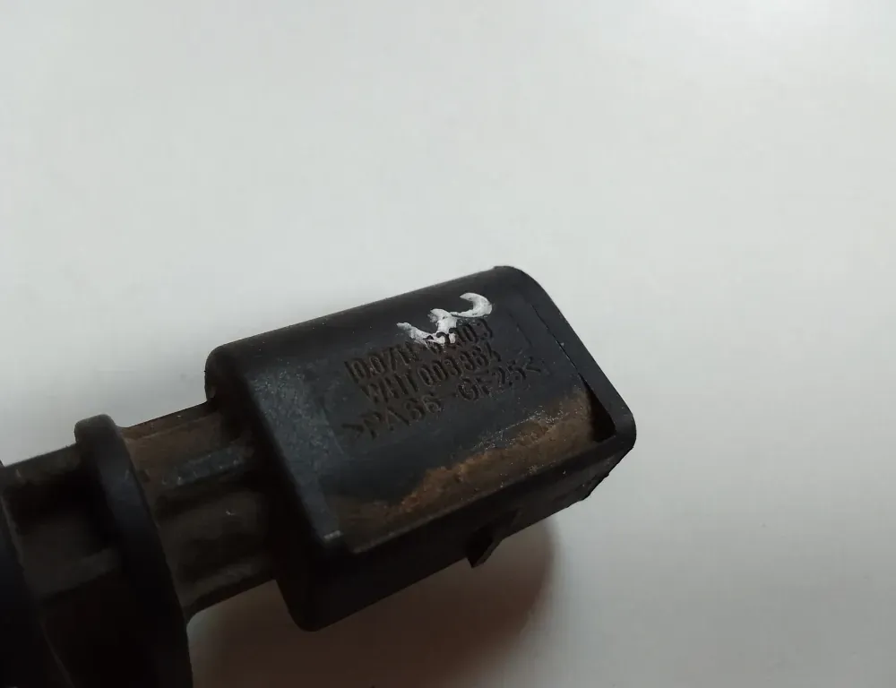 VOLKSWAGEN Caddy 3 generation (2004-2015) Przedni prawy czujnik ABS 10071162303 34986848