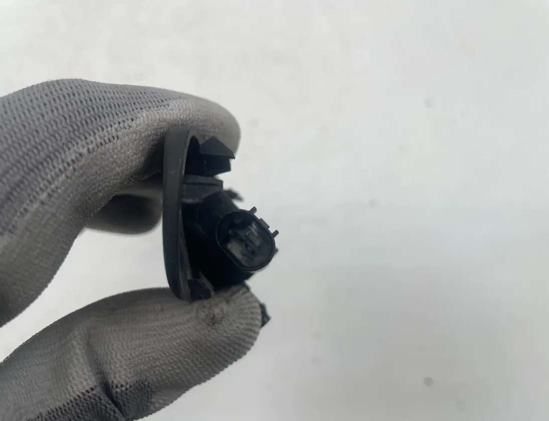 PORSCHE Cayenne 958 (2010-2018) Dysza do szyby przedniej 7P5955988 35033980