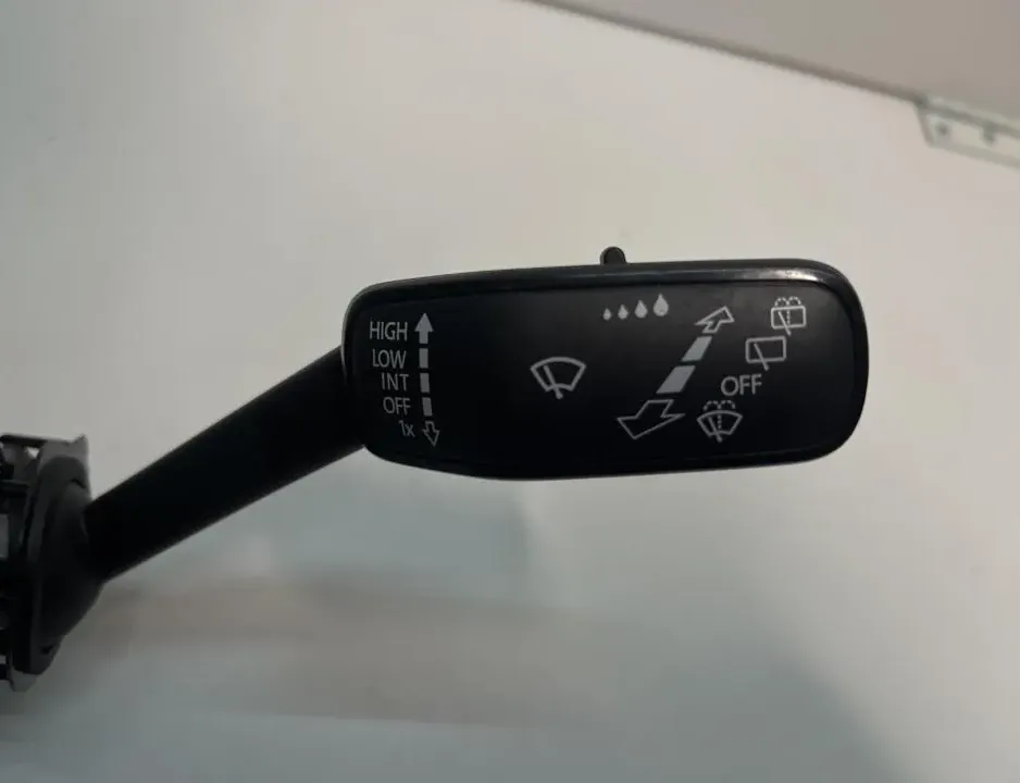 SKODA Karoq 1 generation (2017-2024) Wiper turn signal indicator stalk/ switch 5Q1953521AD 34915635