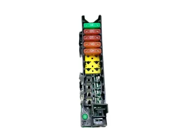 CITROËN C3 3 generation (2016-2024) Fuse box 9821793480 35108760