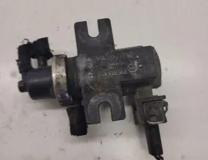 VOLKSWAGEN Passat B5 (1996-2005) Solenoid Valve 72190320,1H0906627 23931905